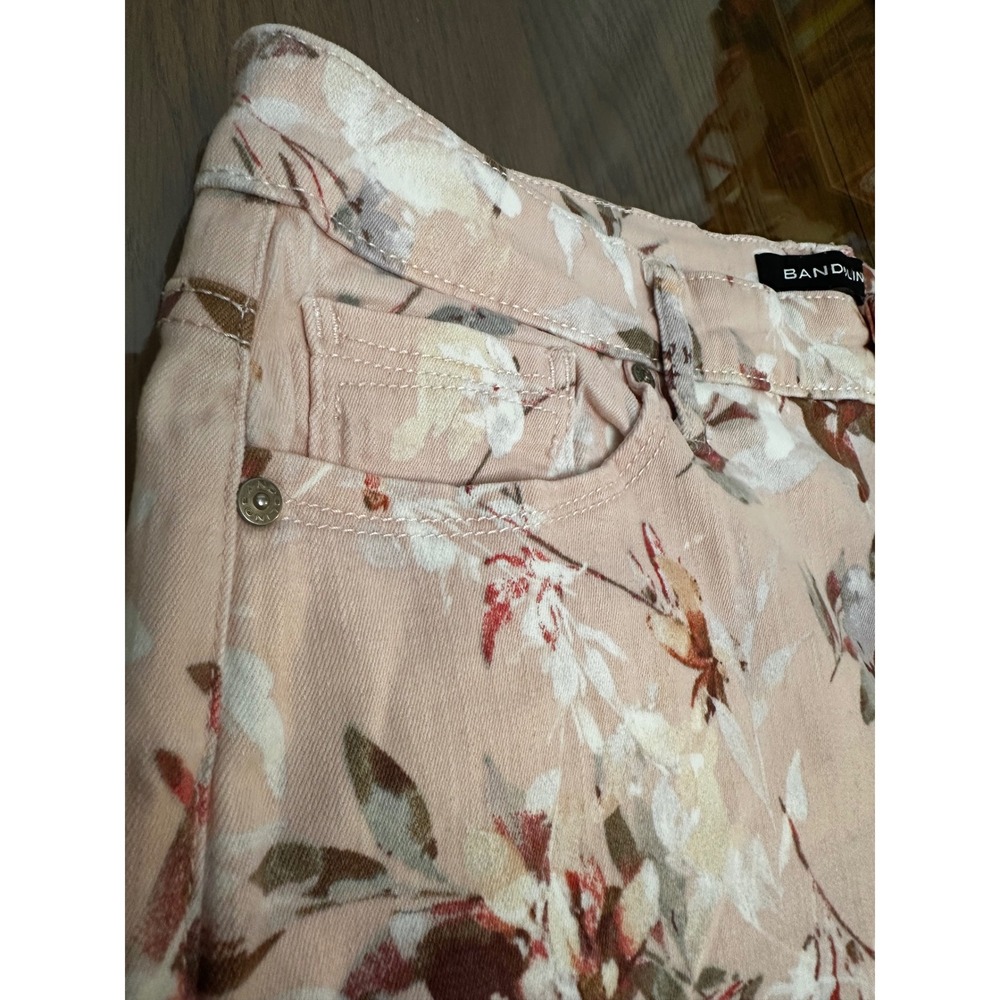 Bandolino Amalia Shorts Womens 12 Pink Floral Print‎ Denim Mid Rise DBB2783-LOT - Picture 4 of 11